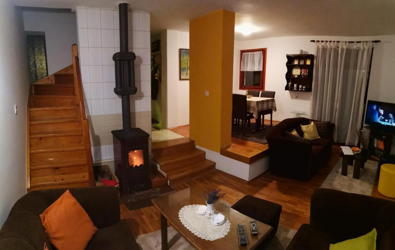 Srdica Kuca Villa Trnava  Eksteriør billede